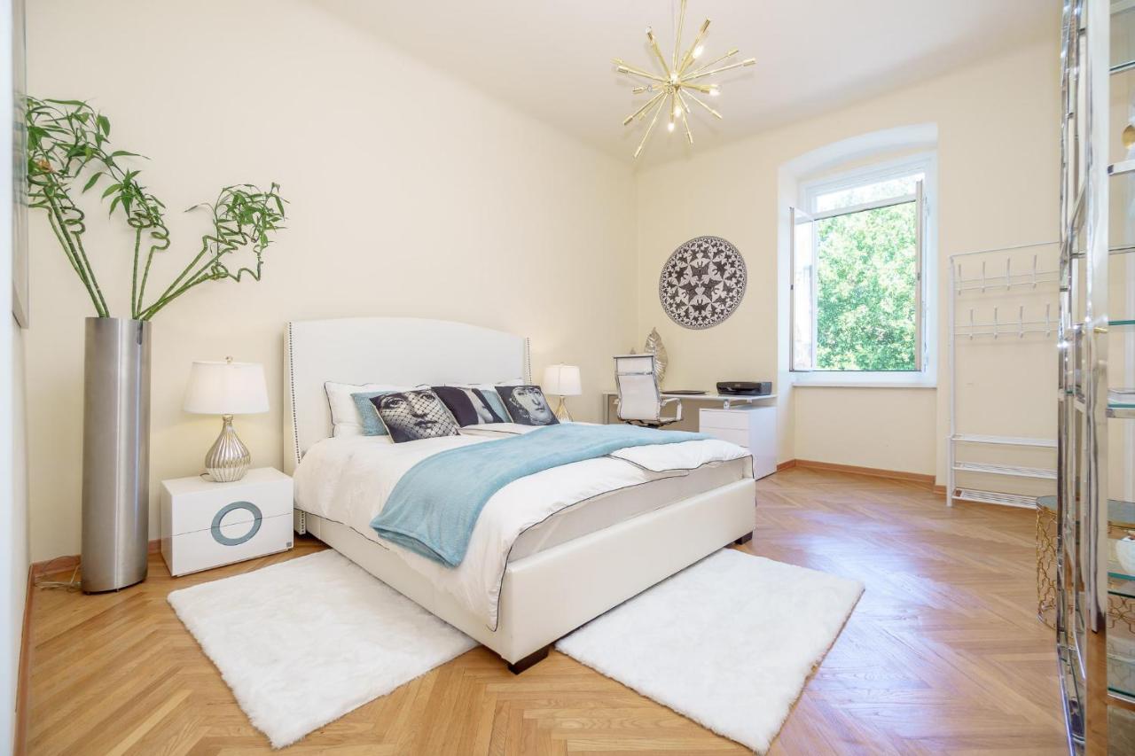 James Joyce Luxury Apartment Триест Екстериор снимка